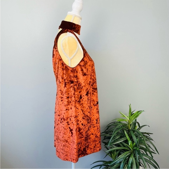 Show Me Your MuMu Crushed Velvet Friday Choker Dress - Picture 2 of 9